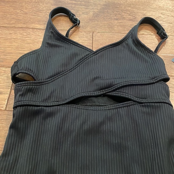 Abercrombie Kids Girls Swim - Black One-Piece Swimsuit Bathing Suit - Size 5/6 - Picture 4 of 16
